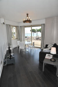 Cannes Locations, appartements et villas en location  Cannes, copyrights John and John Real Estate, photo Rf 007-03