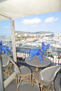 Cannes Locations, appartements et villas en location  Cannes, copyrights John and John Real Estate, photo Rf 077-02