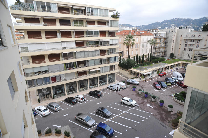 Cannes Locations, appartements et villas en location  Cannes, copyrights John and John Real Estate, photo Rf 217-01