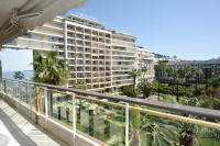 Cannes Locations, appartements et villas en location  Cannes, copyrights John and John Real Estate, photo Rf 002-05