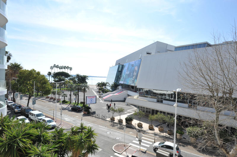 Cannes Locations, appartements et villas en location  Cannes, copyrights John and John Real Estate, photo Rf 023-28