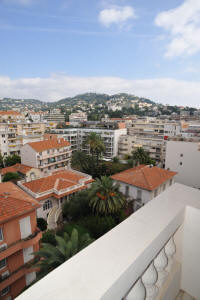 Cannes Locations, appartements et villas en location  Cannes, copyrights John and John Real Estate, photo Rf 087-20