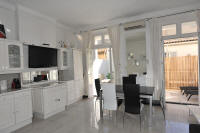 Cannes Locations, appartements et villas en location  Cannes, copyrights John and John Real Estate, photo Rf 437-03